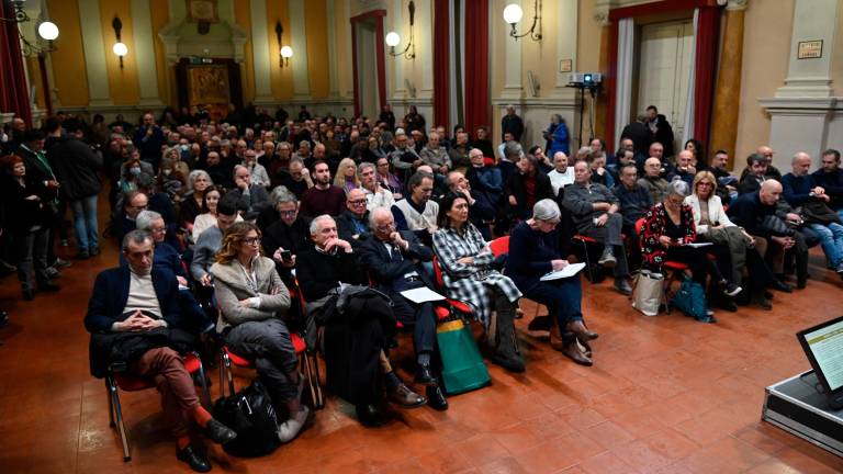 Forlì, le cento domande degli alluvionati: «Studiamo ristori per i beni mobili» Forlì, le cento domande degli alluvionati: «Studiamo ristori per i beni mobili»