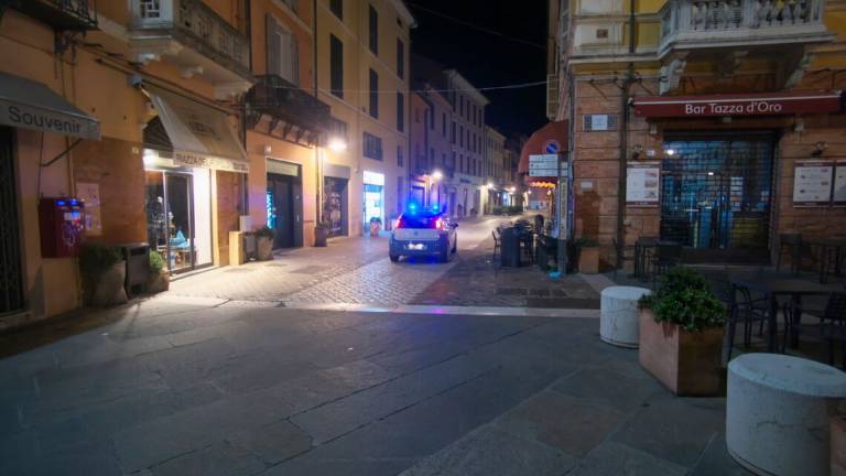 Coronavirus Ravenna, strade deserte e silenzio nella prima notte di coprifuoco Coronavirus Ravenna, strade deserte e silenzio nella prima notte di coprifuoco