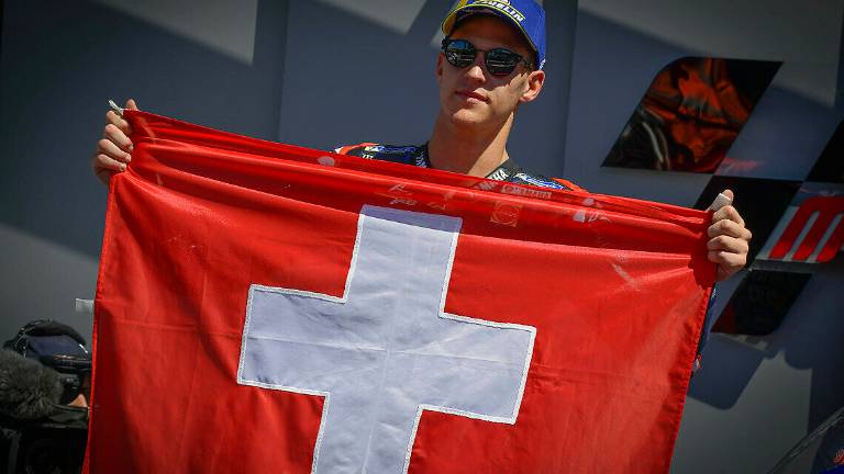 MotoGp: dominio Quartararo, Bastianini si auto elimina prima del via MotoGp: dominio Quartararo, Bastianini si auto elimina prima del via