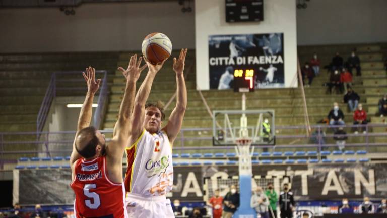 Basket A2, Riccardo Bolpin saluta l'Unieuro Basket A2, Riccardo Bolpin saluta l'Unieuro