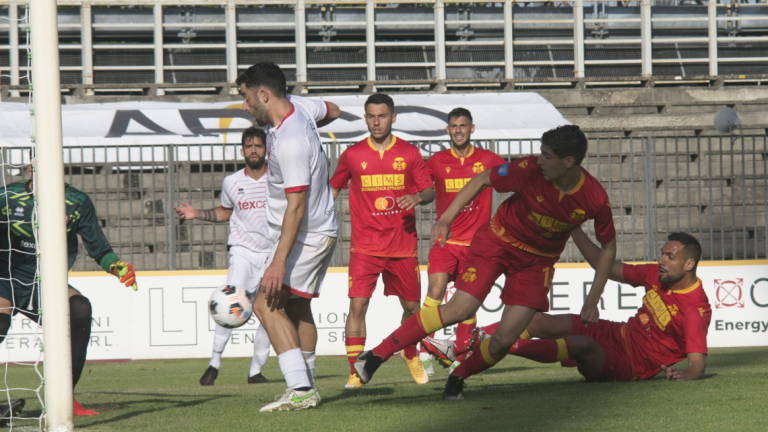 Calcio D, Ravenna, Dossena difende Botti: Il portiere è l'ultimo da mettere in discussione Calcio D, Ravenna, Dossena difende Botti: Il portiere è l'ultimo da mettere in discussione
