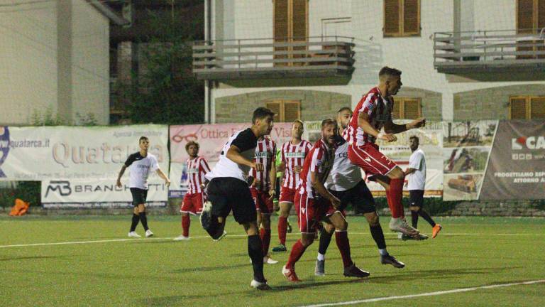 Calcio, dopo il black-out il Cesena supera 2-0 il Forlì Calcio, dopo il black-out il Cesena supera 2-0 il Forlì
