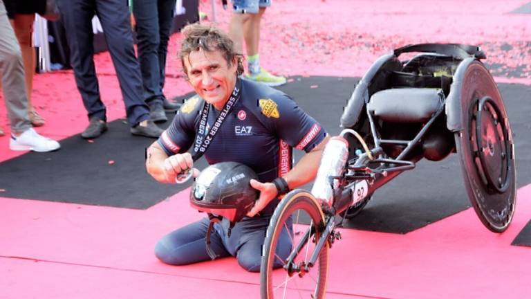 La nuova sfida del campione: cure a Ravenna per Alex Zanardi La nuova sfida del campione: cure a Ravenna per Alex Zanardi