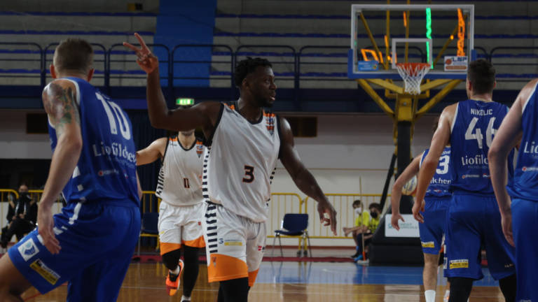 Basket B, i Tigers sbancano Teramo, sconfitte per Rimini, Imola e Faenza Basket B, i Tigers sbancano Teramo, sconfitte per Rimini, Imola e Faenza