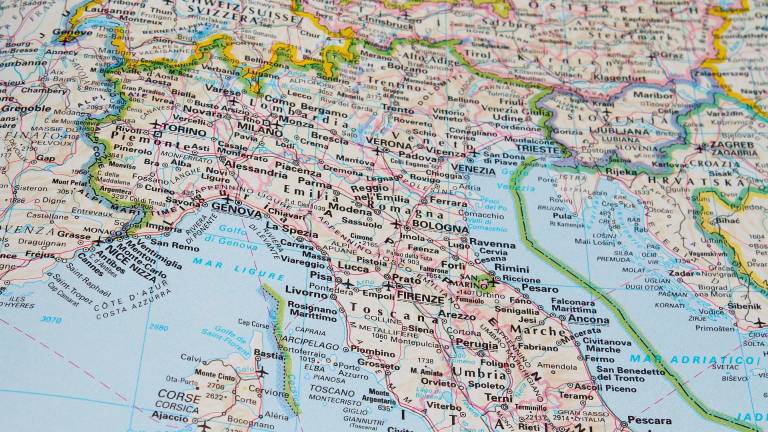 Il mistero della puzza in Romagna. Cattivi odori avvertiti lungo la costa da Rimini a Ravenna Il mistero della puzza in Romagna. Cattivi odori avvertiti lungo la costa da Rimini a Ravenna