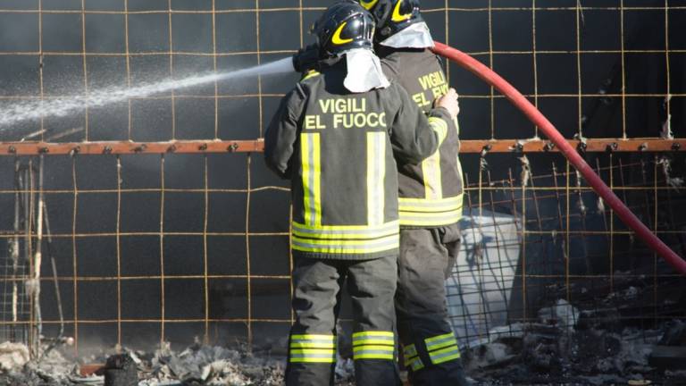 Può vedere le buste paga dell'ex marito: una donna vince al Tar contro i Vigili del Fuoco di Forlì-Cesena Può vedere le buste paga dell'ex marito: una donna vince al Tar contro i Vigili del Fuoco di Forlì-Cesena