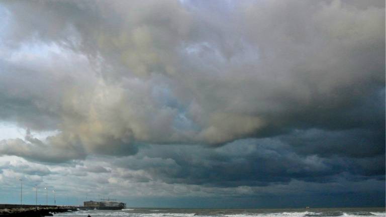 Luci, foto e parole sulla grande duna: ecco “L’altra stagione” di Rimini Luci, foto e parole sulla grande duna: ecco “L’altra stagione” di Rimini