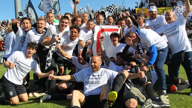 Cerimonia in Comune per festeggiare la promozione del Cesena Cerimonia in Comune per festeggiare la promozione del Cesena