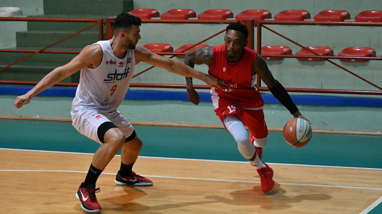 Basket A2, la nuova Unieuro ispira subito fiducia Basket A2, la nuova Unieuro ispira subito fiducia