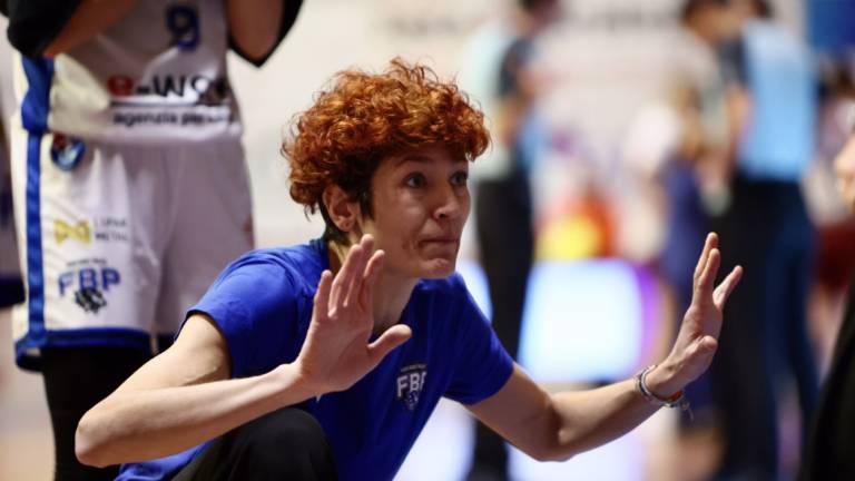 Basket A1 donne, la E-Work dura un tempo poi la Reyer Venezia banchetta al PalaBubani: 71-102 (GALLERY) Basket A1 donne, la E-Work dura un tempo poi la Reyer Venezia banchetta al PalaBubani: 71-102 (GALLERY)