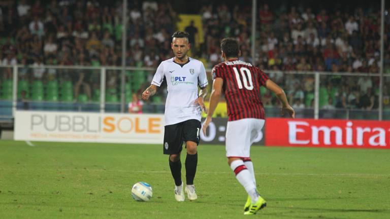 Calcio, il Cesena fa una gran figura contro il Milan (0-0) - GALLERY Calcio, il Cesena fa una gran figura contro il Milan (0-0) - GALLERY