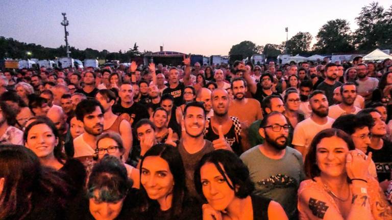 Imola: concerti, Superbike e cibo fanno il pieno: in quattro giorni 70mila persone - Gallery Imola: concerti, Superbike e cibo fanno il pieno: in quattro giorni 70mila persone - Gallery