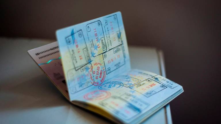 A Malpensa era cittadino della Repubblica Ceca, a Rimini era spagnolo: arrestato in aeroporto lo specialista in passaporti falsi A Malpensa era cittadino della Repubblica Ceca, a Rimini era spagnolo: arrestato in aeroporto lo specialista in passaporti falsi