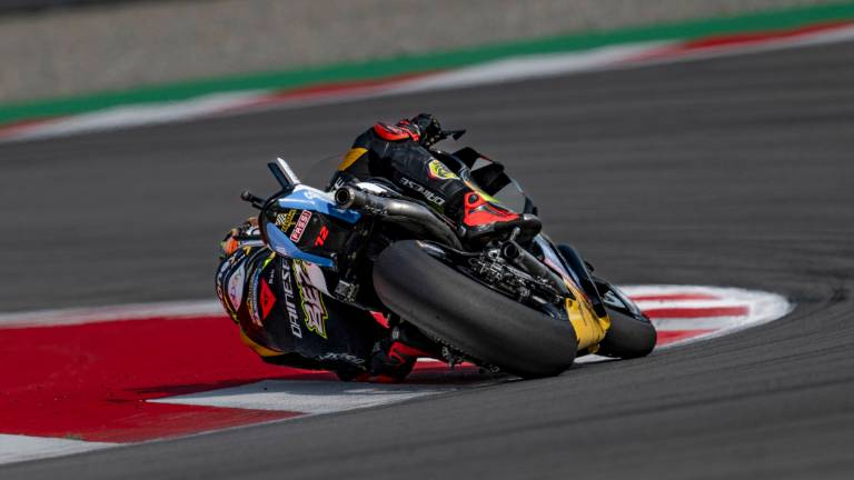 MotoGp, Bagnaia stampa una clamorosa pole a Barcellona. Molto staccati Bezzecchi (10°) e Bastianini (11°) MotoGp, Bagnaia stampa una clamorosa pole a Barcellona. Molto staccati Bezzecchi (10°) e Bastianini (11°)