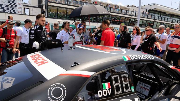 Automobilismo, in 21.000 a Misano per il Dtm Automobilismo, in 21.000 a Misano per il Dtm