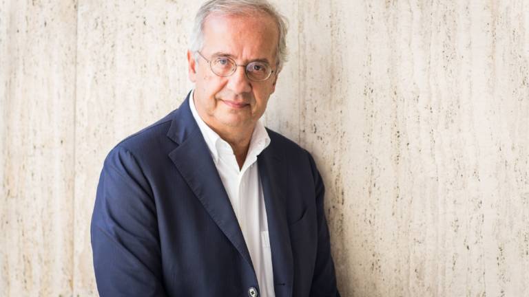 Cesena, lunedì Walter Veltroni presenta il suo nuovo romanzo a Palazzo del Ridotto Cesena, lunedì Walter Veltroni presenta il suo nuovo romanzo a Palazzo del Ridotto