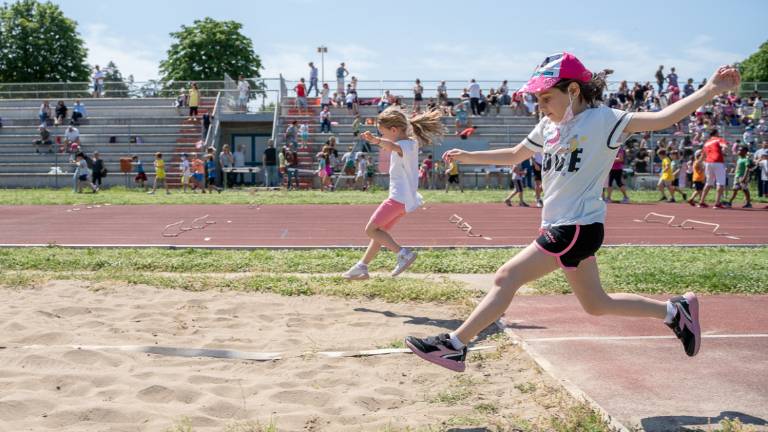 Cesena, sabato tutti ai blocchi di partenza: dai nonni ai nipoti, l'Endas apre la pista di atletica Cesena, sabato tutti ai blocchi di partenza: dai nonni ai nipoti, l'Endas apre la pista di atletica
