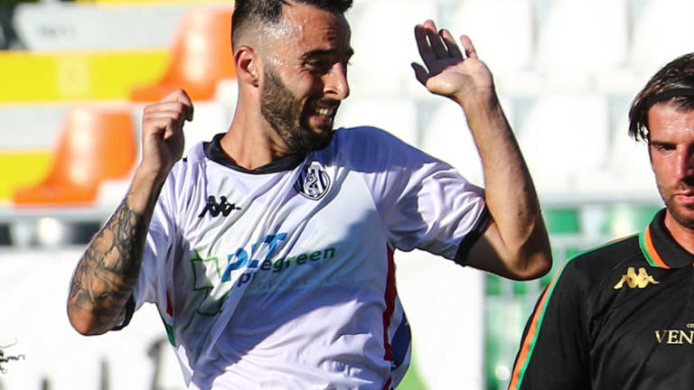 Calcio, Chiarello-gol lancia il Cesena a Venezia (0-1), Toscano: Bravi nel sacrificio Calcio, Chiarello-gol lancia il Cesena a Venezia (0-1), Toscano: Bravi nel sacrificio