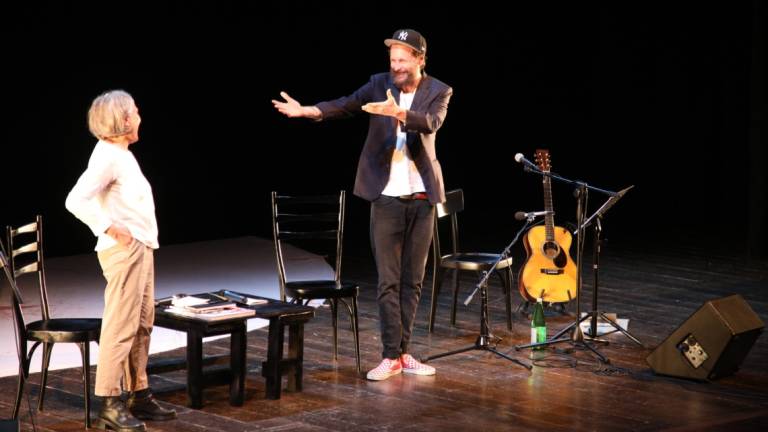 Poesia a Sanremo. Gualtieri: Jovanotti come un mago bambino Poesia a Sanremo. Gualtieri: Jovanotti come un mago bambino