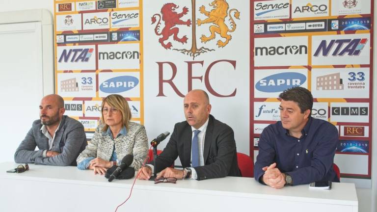 Calcio C, Ravenna: Giusto fermare il campionato Calcio C, Ravenna: Giusto fermare il campionato