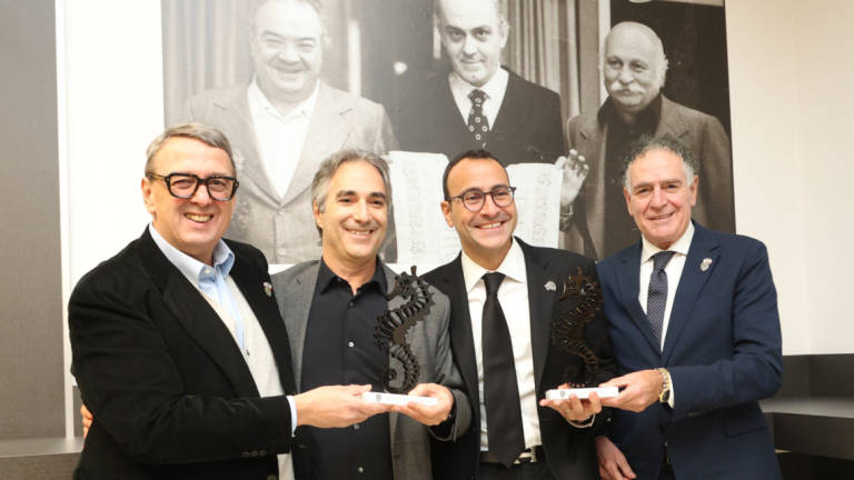 Calcio C, adesso c'è anche la firma: il Cesena è tutto della Jrl. Acquisito il restante 40% dalla Holding Cfc Calcio C, adesso c'è anche la firma: il Cesena è tutto della Jrl. Acquisito il restante 40% dalla Holding Cfc