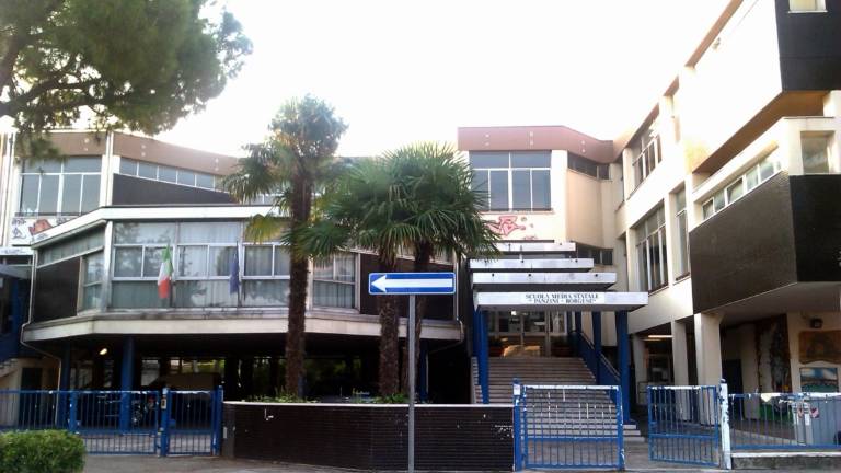 Terremoto, attivati a Rimini i controlli nei plessi scolastici della città: nessuna criticità Terremoto, attivati a Rimini i controlli nei plessi scolastici della città: nessuna criticità
