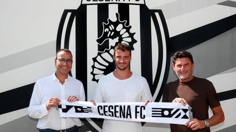 Calcio C, il Cesena annuncia l'arrivo di Prestia in difesa Calcio C, il Cesena annuncia l'arrivo di Prestia in difesa