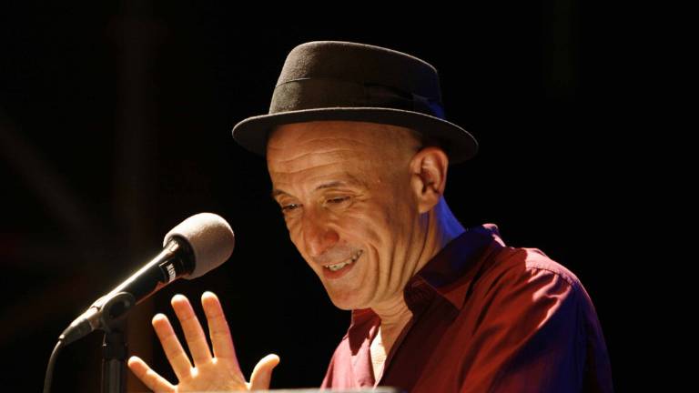 Peppe Servillo omaggia Modugno al Fabbri di Forlì Peppe Servillo omaggia Modugno al Fabbri di Forlì