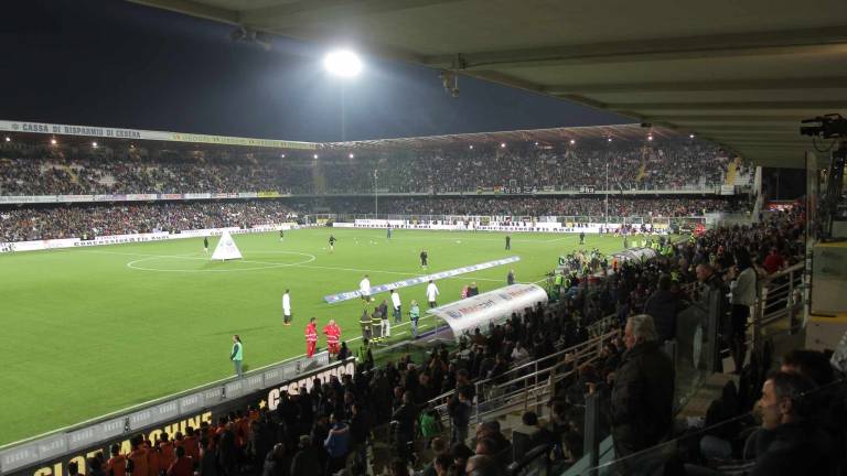 Lo Spezia vuol giocare a Cesena in caso di promozione in Serie A Lo Spezia vuol giocare a Cesena in caso di promozione in Serie A