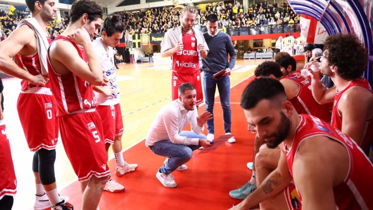 Basket B: Andrea Costa, la società perde la pazienza Basket B: Andrea Costa, la società perde la pazienza