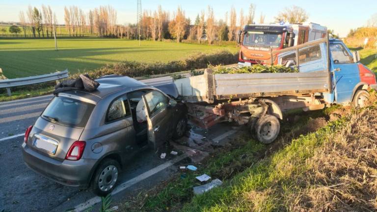 Schianto sulla Ravegnana a Longana. Muore 37enne Schianto sulla Ravegnana a Longana. Muore 37enne