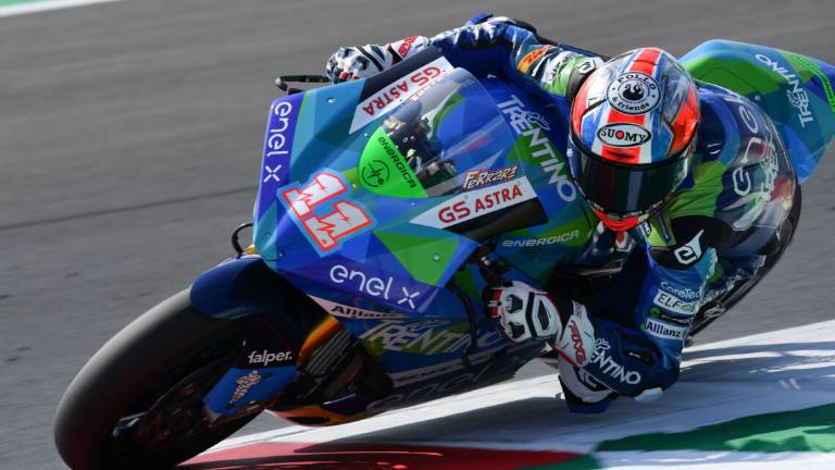 MotoE, Matteo Ferrari trionfa a Misano ed è in vetta al Mondiale MotoE, Matteo Ferrari trionfa a Misano ed è in vetta al Mondiale