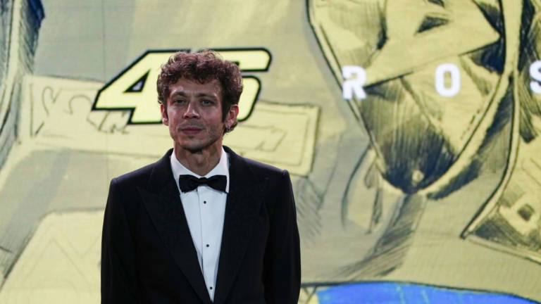 MotoGp, da Valentino Rossi a Marco Bezzecchi: parata di stelle agli awards di Valencia - Gallery MotoGp, da Valentino Rossi a Marco Bezzecchi: parata di stelle agli awards di Valencia - Gallery