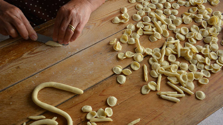Orecchiette pugliesi e vini di Romagna Ancarani: sabato a Grottaglie raccolta fondi per gli alluvionati Orecchiette pugliesi e vini di Romagna Ancarani: sabato a Grottaglie raccolta fondi per gli alluvionati