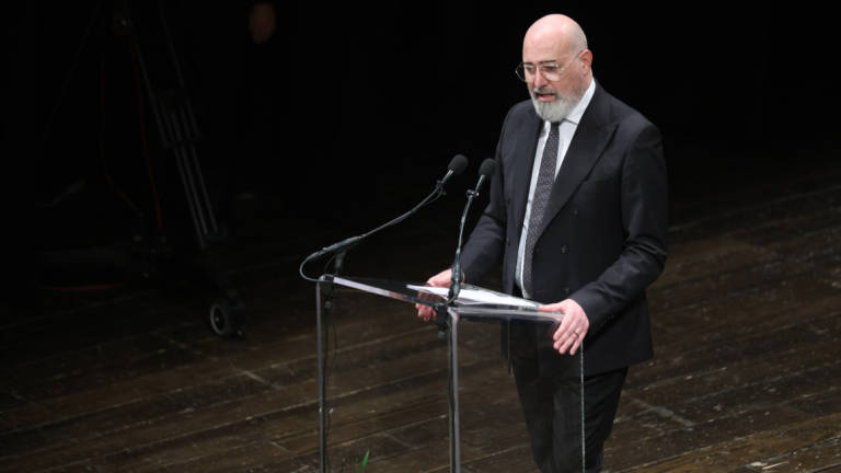 Alluvione, Bonaccini: Il teatrino sulla pelle di chi ha perso tutto sarebbe indecente Alluvione, Bonaccini: Il teatrino sulla pelle di chi ha perso tutto sarebbe indecente