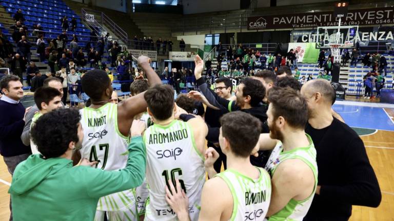 Basket B, Baccarini: Blacks, teniamo alto il nome di Faenza Basket B, Baccarini: Blacks, teniamo alto il nome di Faenza