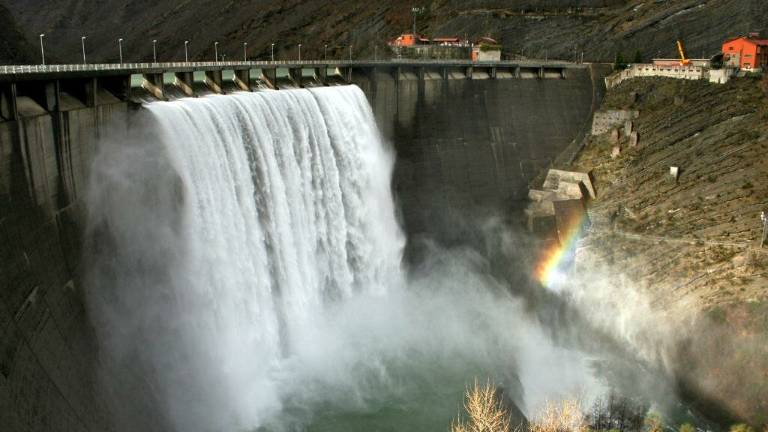 Cesena, da gennaio a giugno consumati 3 milioni e 639mila metri cubi di acqua Cesena, da gennaio a giugno consumati 3 milioni e 639mila metri cubi di acqua