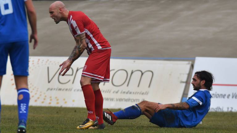 Calcio D, brutto passo falso per il Forlì Calcio D, brutto passo falso per il Forlì