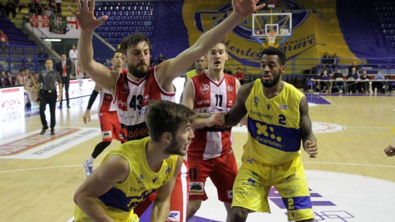 Basket, mercoledì pizza gratis con l'Unieuro al Pala Galassi Basket, mercoledì pizza gratis con l'Unieuro al Pala Galassi