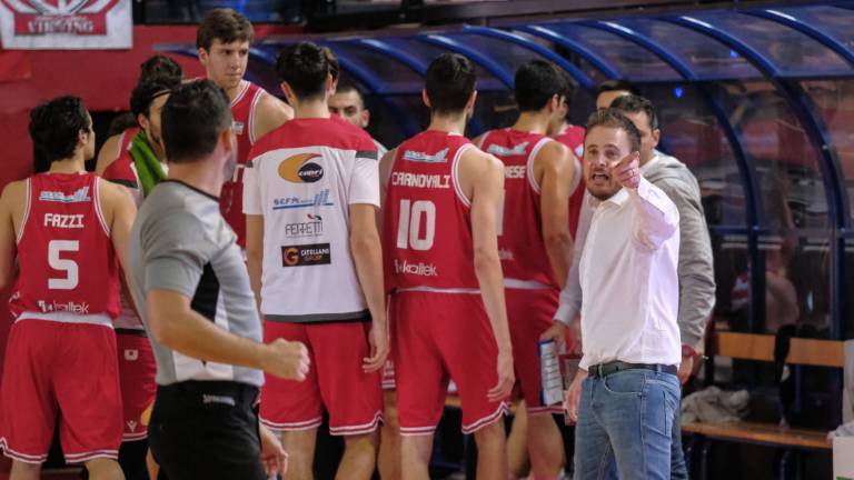 Basket B, l'Andrea Costa Imola affonda nel recupero di Ancona Basket B, l'Andrea Costa Imola affonda nel recupero di Ancona