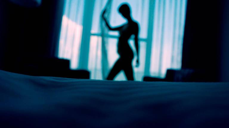Rimini, posta un video hard della moglie sui social: lei lo scopre e lo denuncia Rimini, posta un video hard della moglie sui social: lei lo scopre e lo denuncia