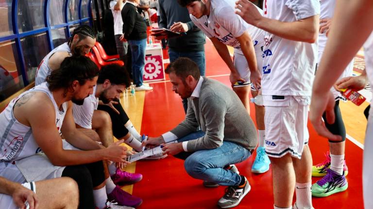 Basket, Andrea Costa: il ripescaggio è la speranza Basket, Andrea Costa: il ripescaggio è la speranza