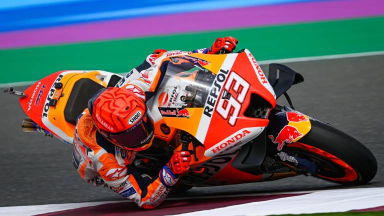 MotoGp, Gp Indonesia: si parte alle 9.15, Marc Marquez cade nel warm up e non sarà al via MotoGp, Gp Indonesia: si parte alle 9.15, Marc Marquez cade nel warm up e non sarà al via
