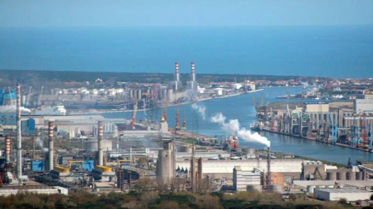 Ravenna, presidio Cgil al Petrolchimico giovedì 15 maggio: “Al Governo non interessa il futuro della chimica” Ravenna, presidio Cgil al Petrolchimico giovedì 15 maggio: “Al Governo non interessa il futuro della chimica”