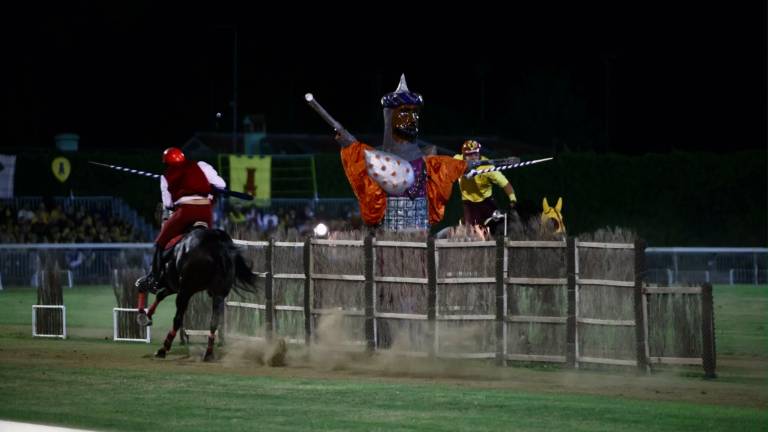Palio di Faenza 2023: spareggio a tre tra Borgo, Rosso e Verde Palio di Faenza 2023: spareggio a tre tra Borgo, Rosso e Verde