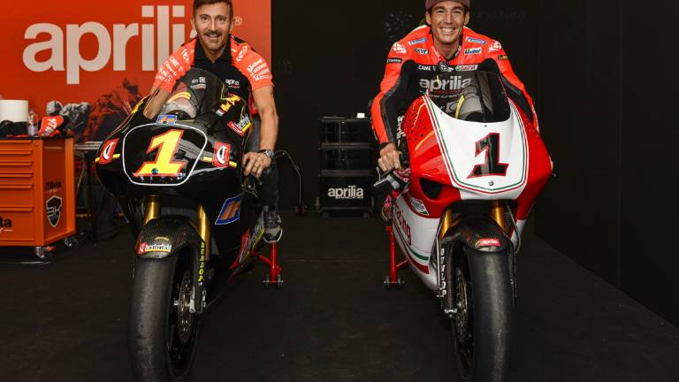 Motociclismo, Aprilia All Stars 2022: il 7 maggio a Misano i campioni di ieri e di oggi incontrano i tifosi Motociclismo, Aprilia All Stars 2022: il 7 maggio a Misano i campioni di ieri e di oggi incontrano i tifosi