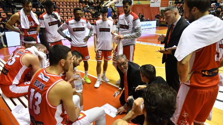 Basket A2, rinviata per Covid anche Stella Azzurra Roma-Unieuro Forlì Basket A2, rinviata per Covid anche Stella Azzurra Roma-Unieuro Forlì