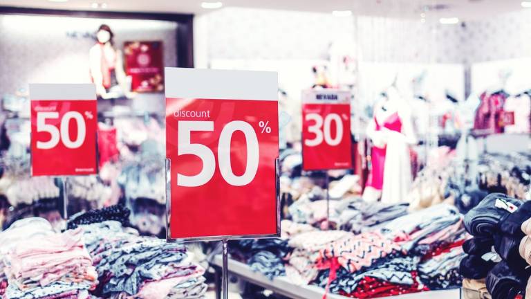 Cesena, la Confcommercio: I saldi estivi tengono viva la città Cesena, la Confcommercio: I saldi estivi tengono viva la città