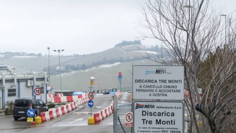 Discarica di Imola, caos di Palazzo Chigi sulla sopraelevazione Discarica di Imola, caos di Palazzo Chigi sulla sopraelevazione