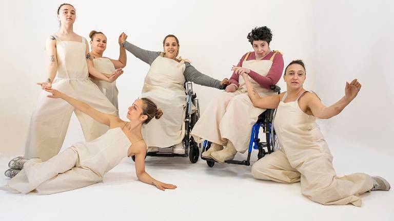 Alberi che camminano: spettacolo di danza molto speciale a Savignano Alberi che camminano: spettacolo di danza molto speciale a Savignano
